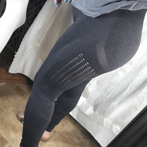 🖤 Black Seamless Sport/Yoga Legging - Picture 10 of 12